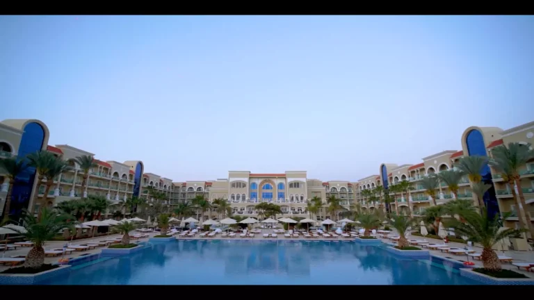 Premier le reve hotel